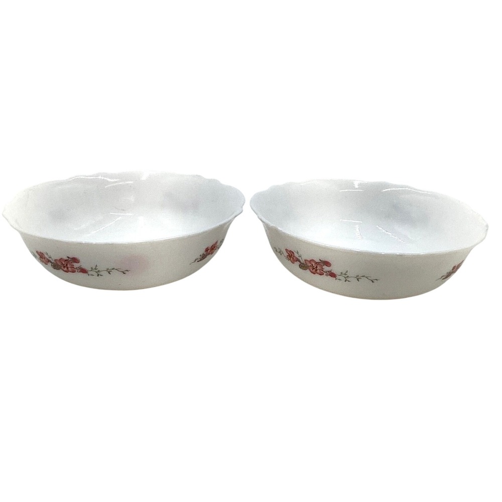 Set Of 2 Arcopal Florentine Coupe Milk Glass Cereal Bowls 6.25" From France